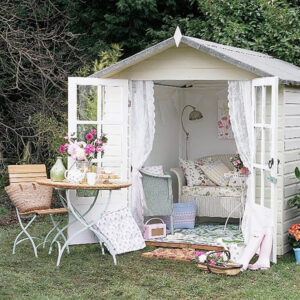 shabby-chic-she-shed